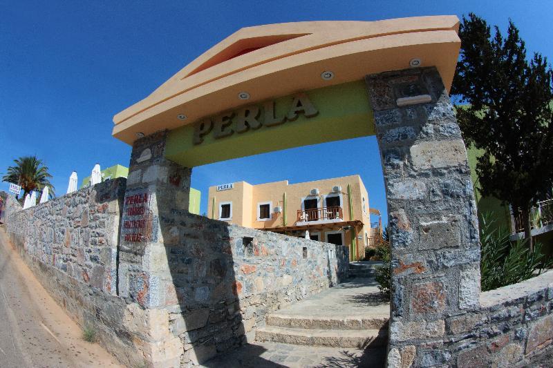 Perla Hotel アギア・ペラギア エクステリア 写真